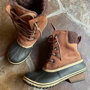 Women’s Sorel Fall/Winter Duck Boots w/heel Size 7